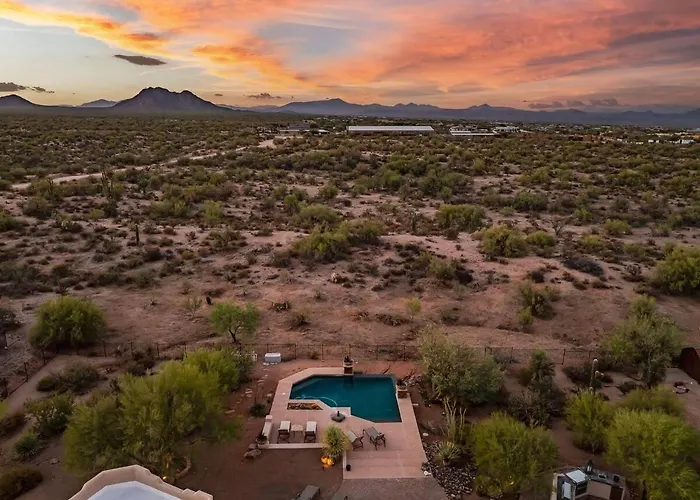 Tranquil Az Mountain View Oasis • Pool & Fire Pit Scottsdale