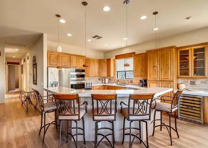 Tranquil Az Mountain View Oasis • Pool & Fire Pit Scottsdale